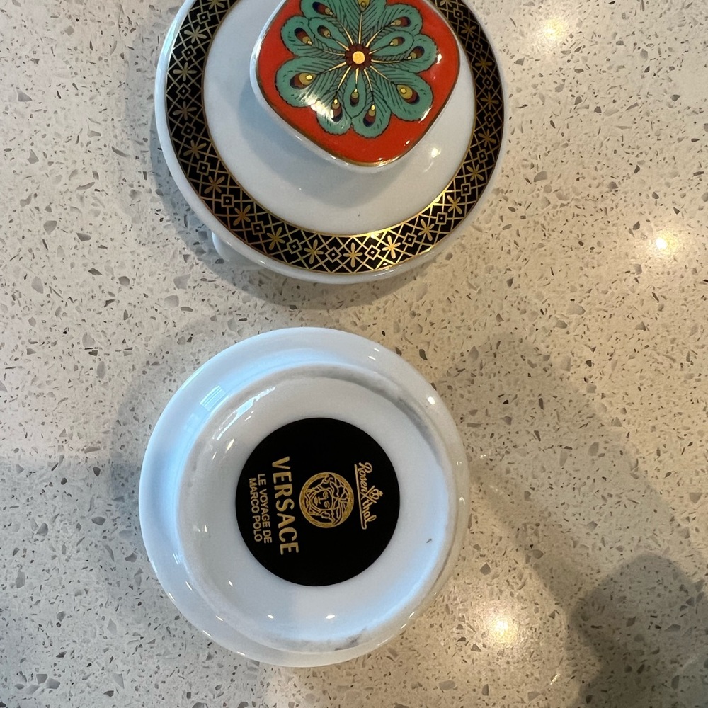 Versace Gold Combi Pot - Picture 10 of 11